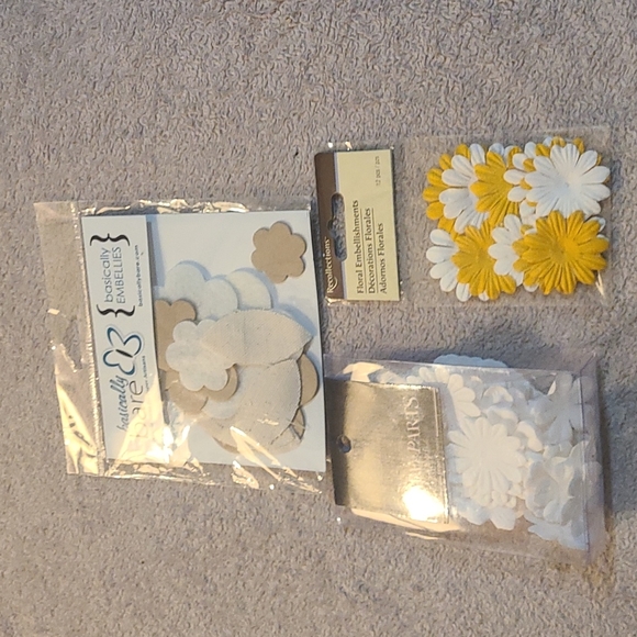 Spare parts floral scrap book and arts And crafts embelishments. - Picture 1 of 4